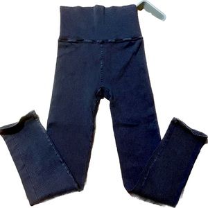 FREE PEOPLE Happiness Runs leggings! BNWOT! Washed navy color. Never worn!